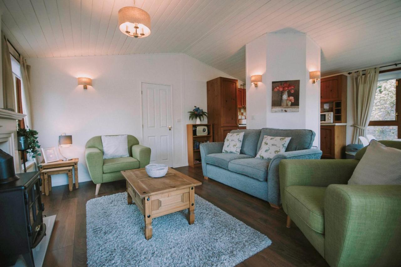 Walled Garden Lodges Loch Lomond Balloch Esterno foto