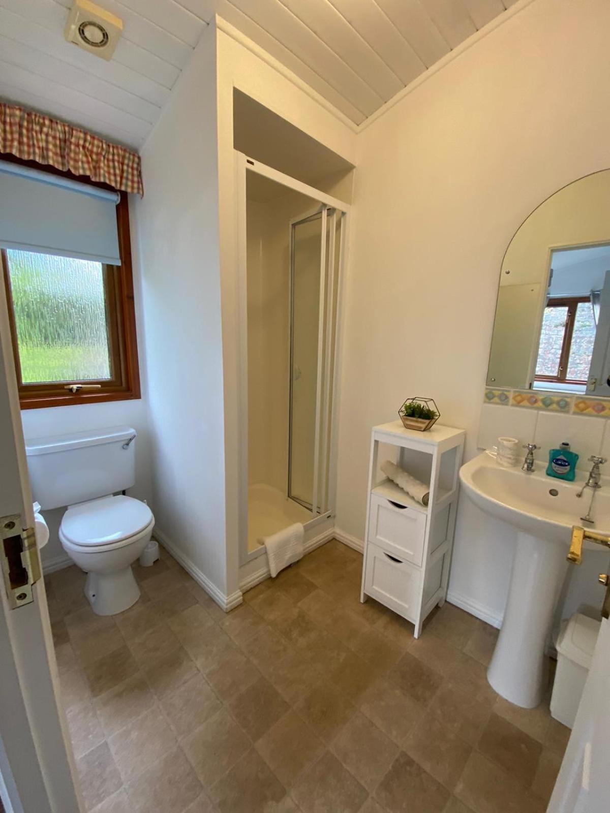 Walled Garden Lodges Loch Lomond Balloch Esterno foto