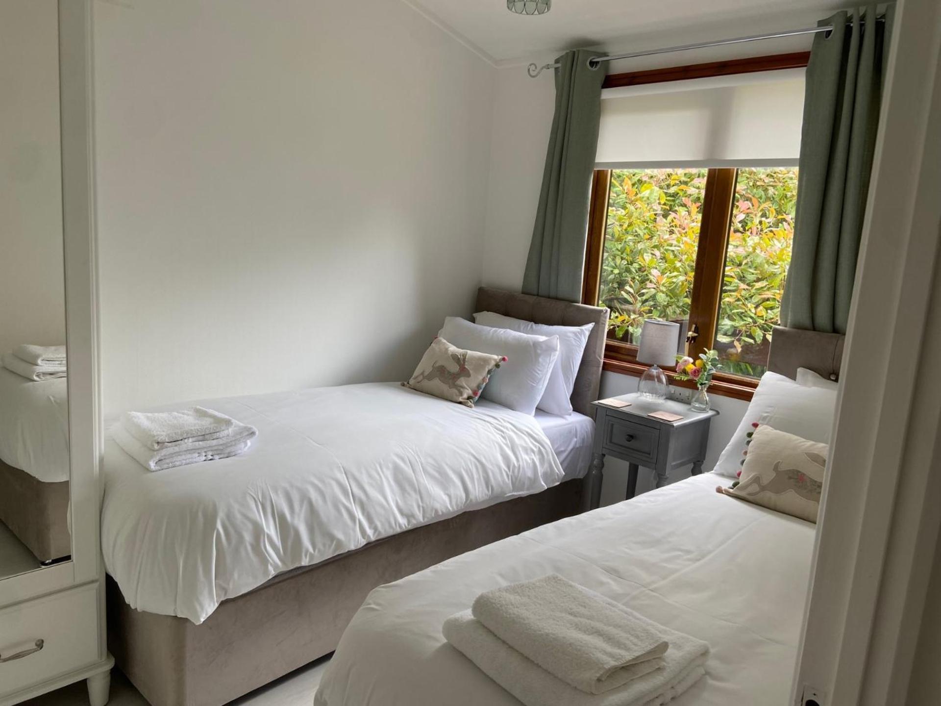 Walled Garden Lodges Loch Lomond Balloch Esterno foto